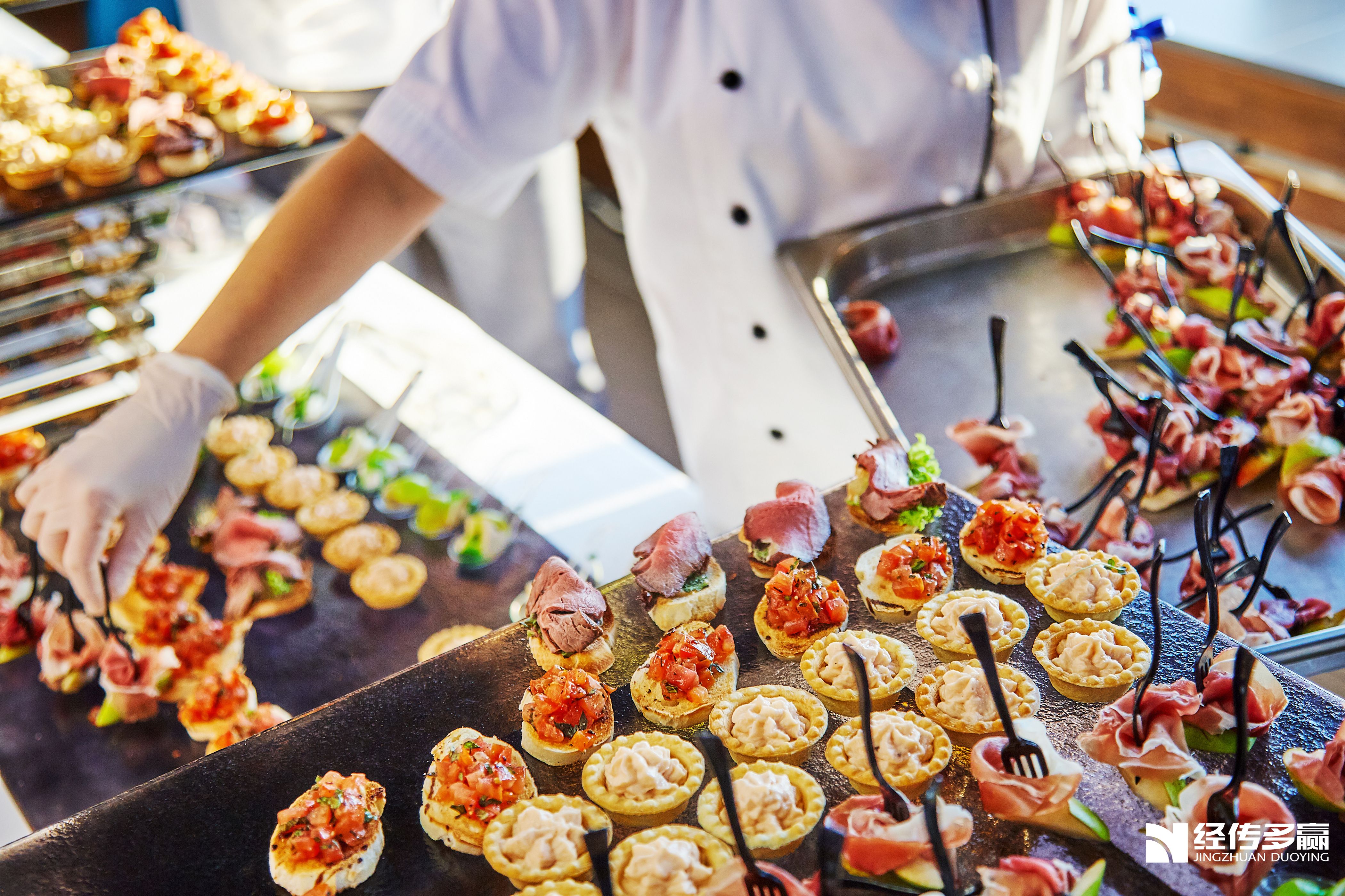 收评：创业板指冲高回落跌超1% AI应用概念集体下挫